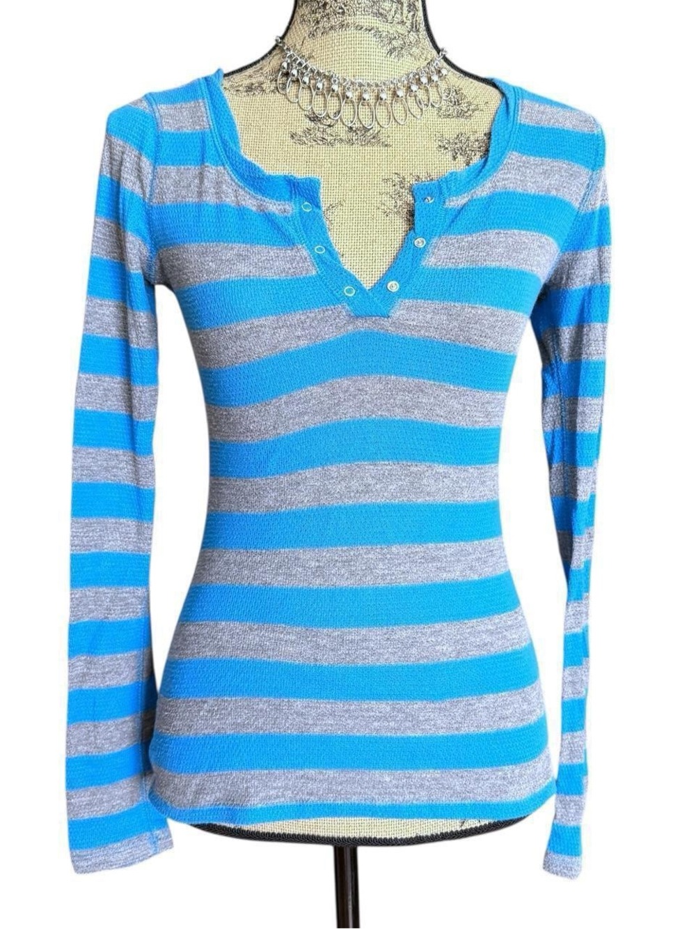 Y2K Miley Cyrus x Max Azria Blue and Gray Striped Long-Sleeve Waffle Shirt